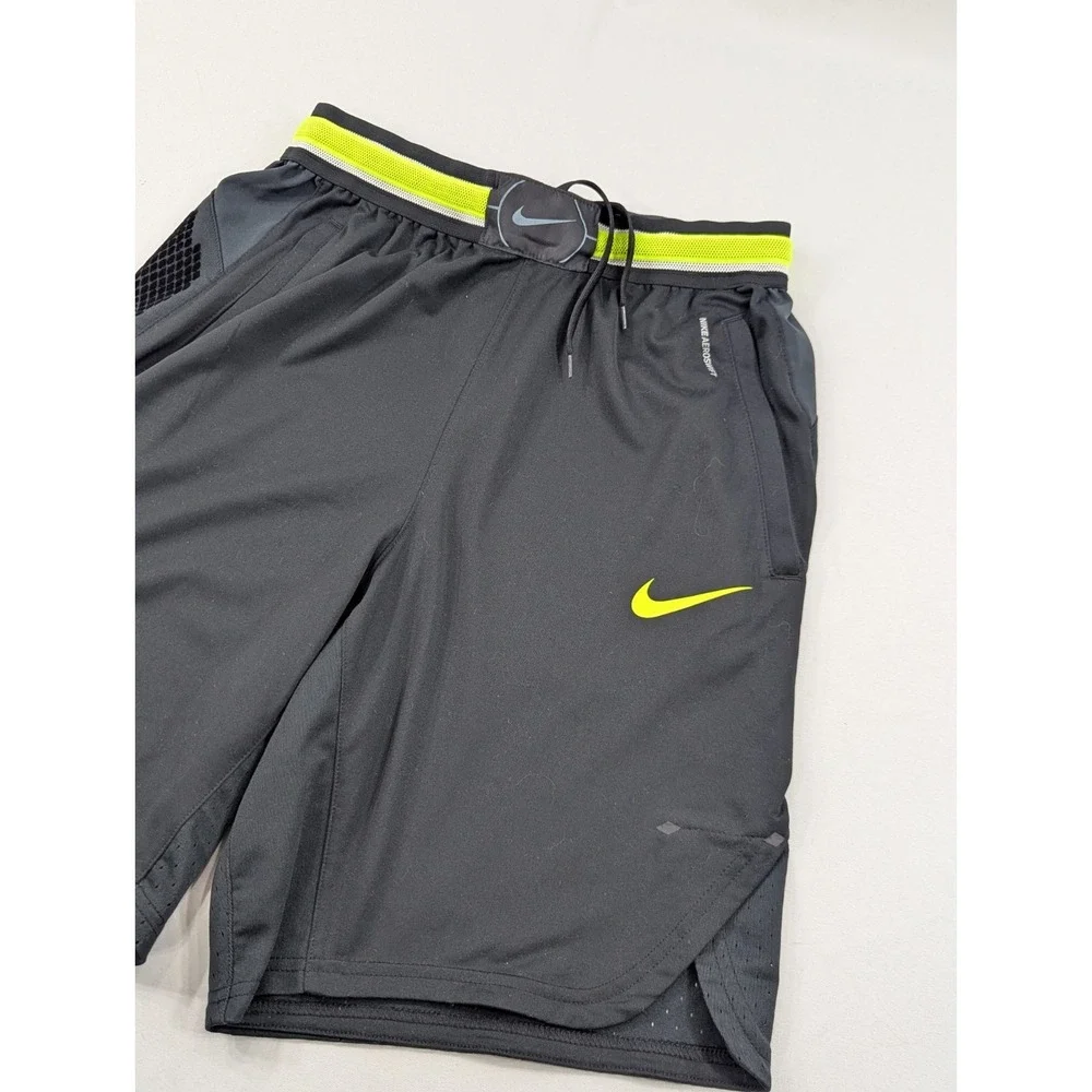 Nike‎ Men's Aeroswift 9
